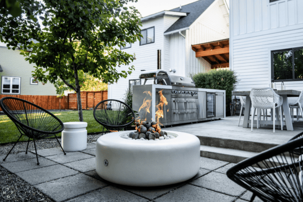 Oblica Rounded Concrete Fire Table - Image 5