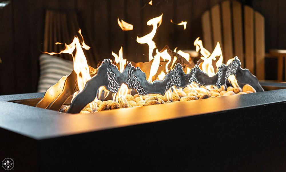 Propane vs. Natural Gas Fire Pits: What’s the Difference?